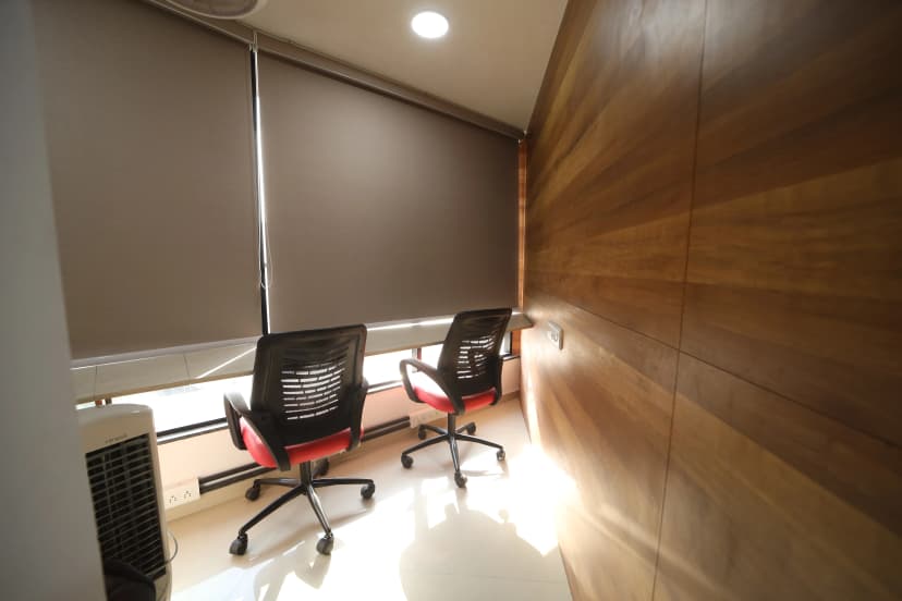 About us workplace image 7